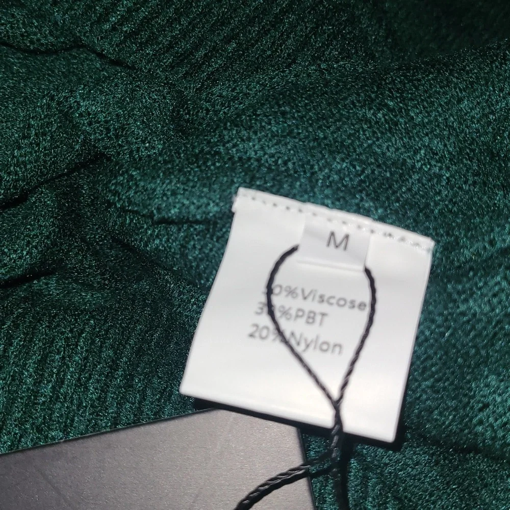NWT! Womens Medium Dark Green Maternity Long Sleeve Sweater